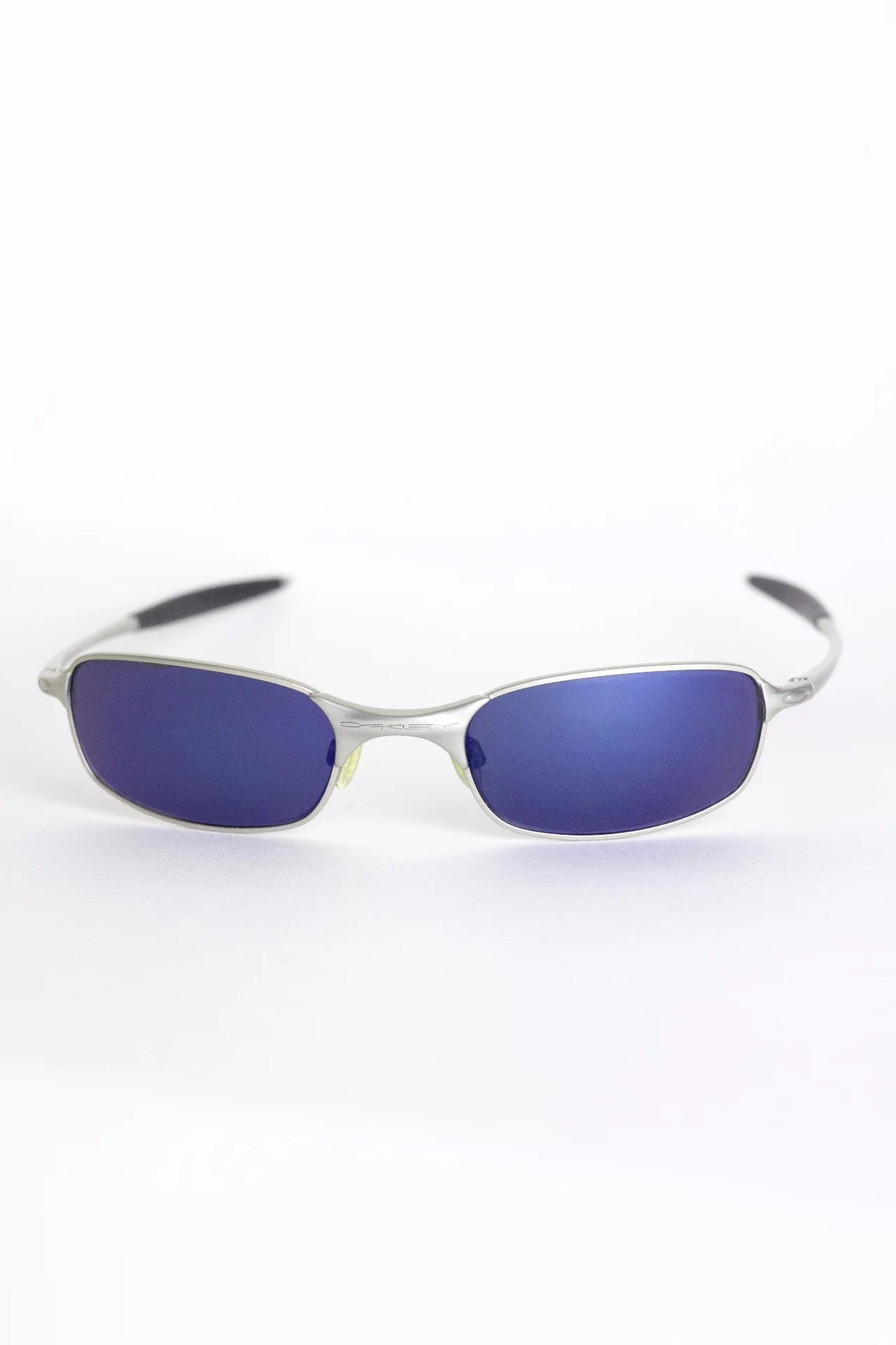 Square Wire 2.0 — Silver / Ice Iridium